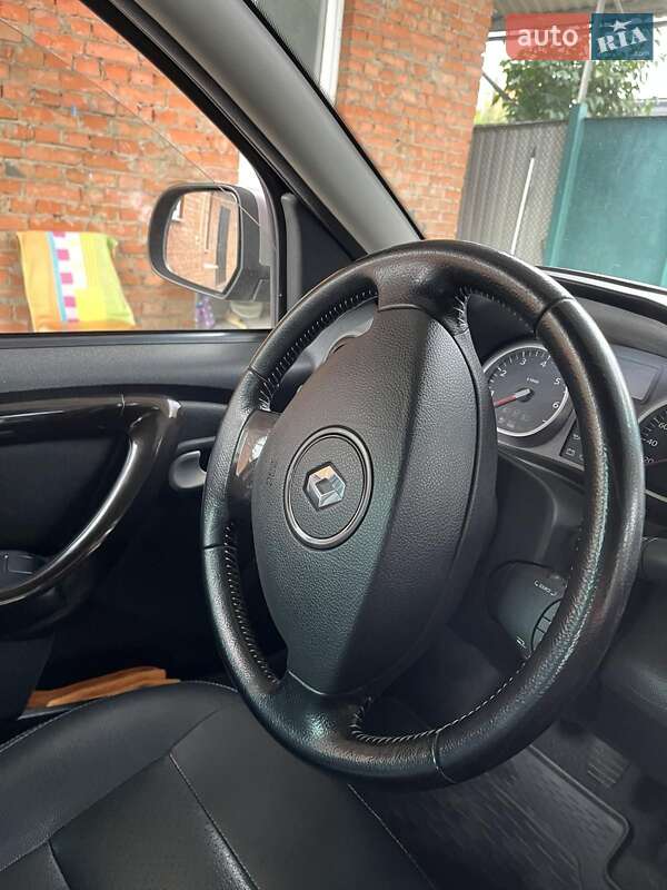 Позашляховик / Кросовер Renault Duster 2011 в Вінниці