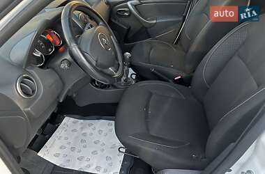 Позашляховик / Кросовер Renault Duster 2016 в  фото 10 Позашляховик / Кросовер Renault Duster 2016 в