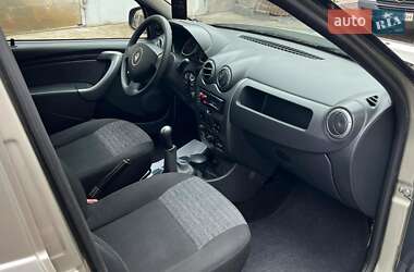 Внедорожник / Кроссовер Renault Duster 2012 в 
