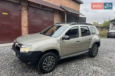 Внедорожник / Кроссовер Renault Duster 2012 в 