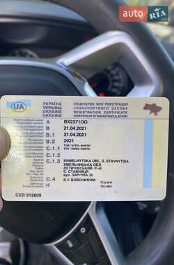 Позашляховик / Кросовер Renault Duster 2021 в  фото 14 Позашляховик / Кросовер Renault Duster 2021 в