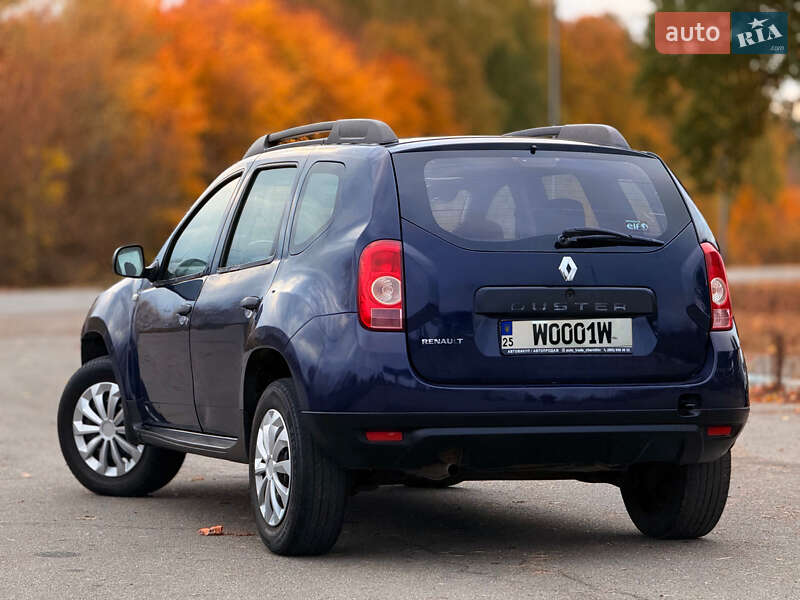 Внедорожник / Кроссовер Renault Duster 2010 в Мене