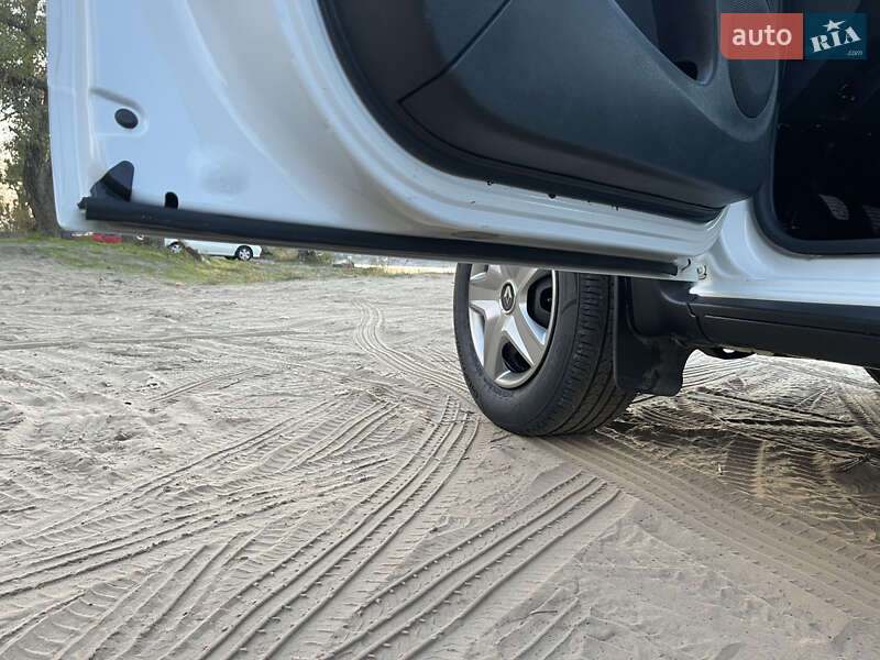Внедорожник / Кроссовер Renault Duster 2017 в Запорожье фото 28 Внедорожник / Кроссовер Renault Duster 2017 в Запорожье