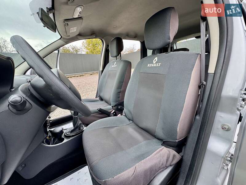 Внедорожник / Кроссовер Renault Duster 2011 в Сумах