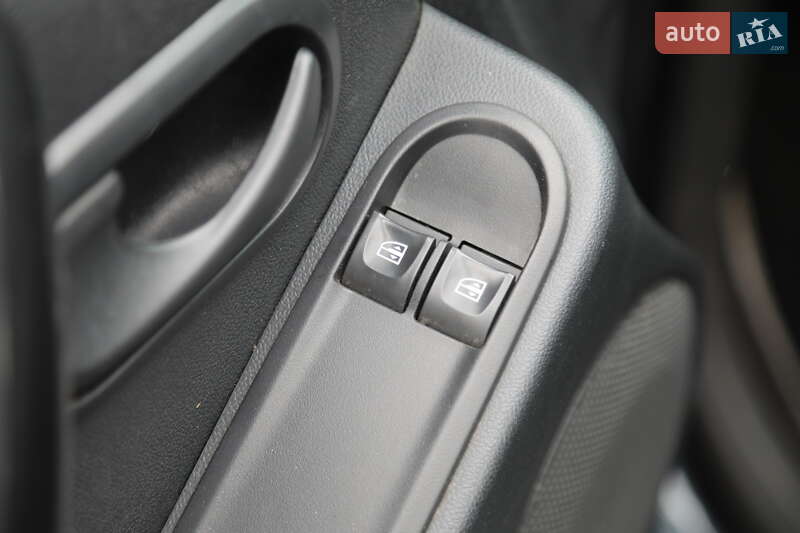 Внедорожник / Кроссовер Renault Duster 2016 в Харькове фото 20 Внедорожник / Кроссовер Renault Duster 2016 в Харькове