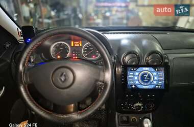 Позашляховик / Кросовер Renault Duster 2011 в Моршині