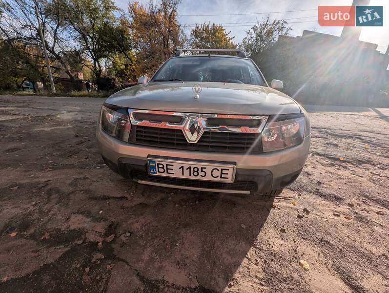Позашляховик / Кросовер Renault Duster 2010 в Первомайську