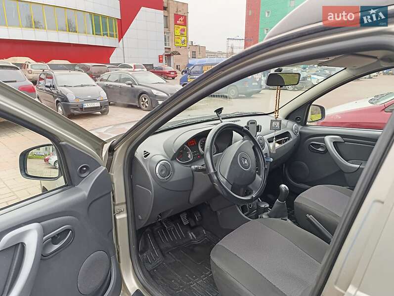 Позашляховик / Кросовер Renault Duster 2012 в Києві фото 7 Позашляховик / Кросовер Renault Duster 2012 в Києві