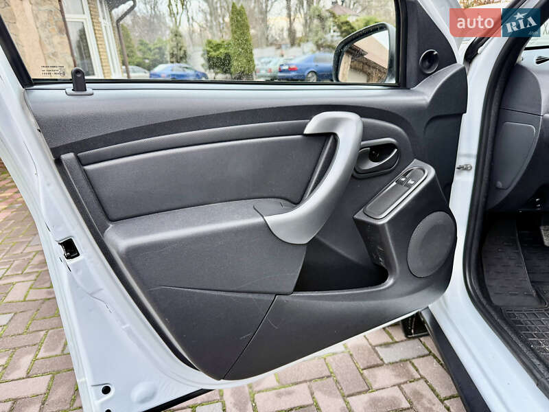 Внедорожник / Кроссовер Renault Duster 2017 в Запорожье фото 29 Внедорожник / Кроссовер Renault Duster 2017 в Запорожье