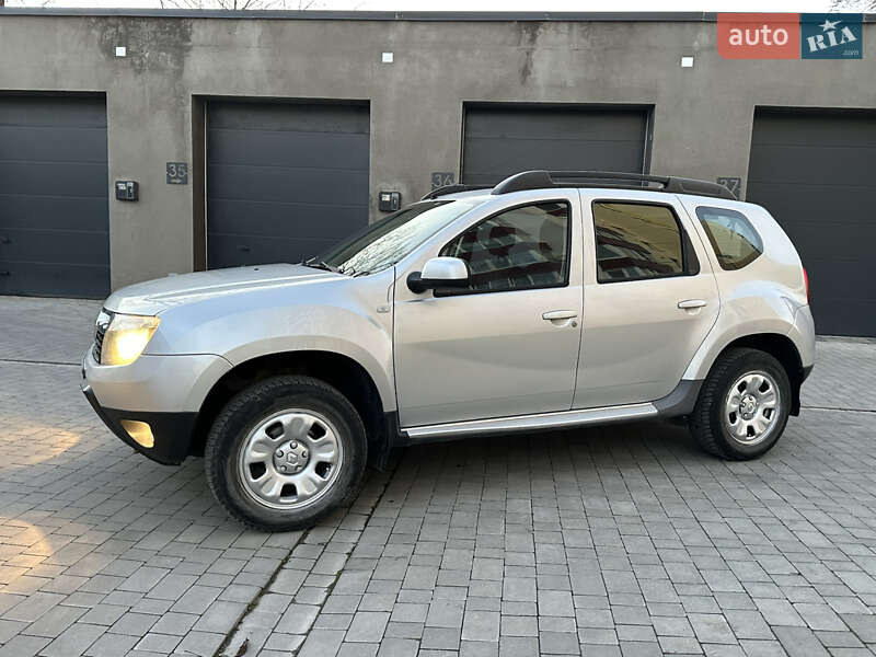 Внедорожник / Кроссовер Renault Duster 2010 в Каменец-Подольском