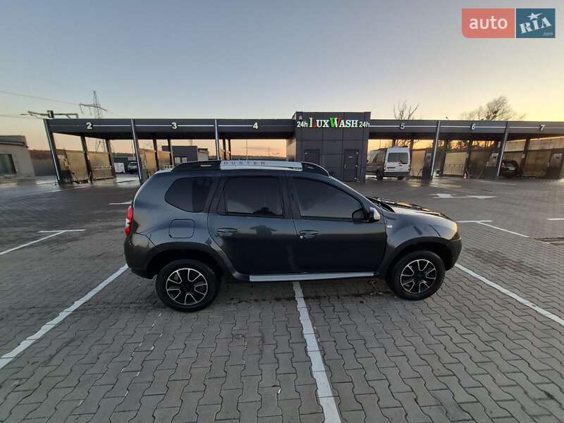 Внедорожник / Кроссовер Renault Duster 2015 в Киеве