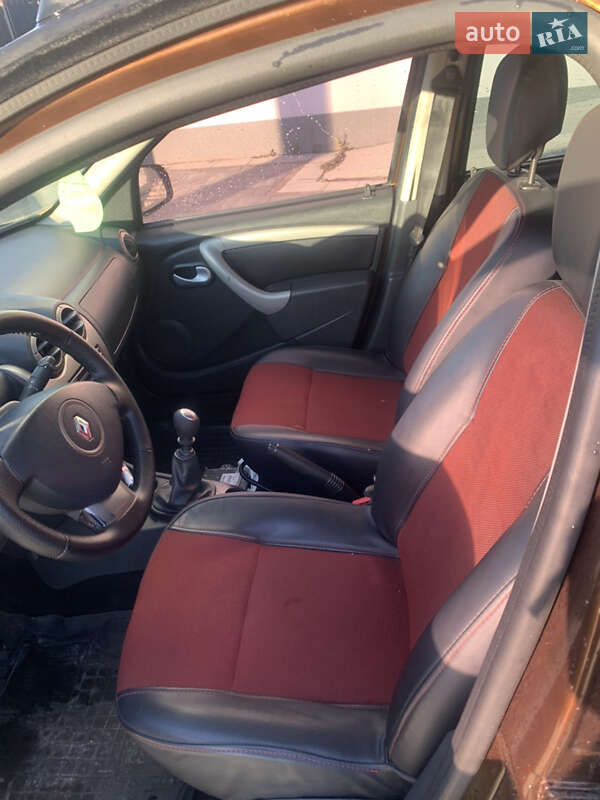 Внедорожник / Кроссовер Renault Duster 2012 в Ивано-Франковске