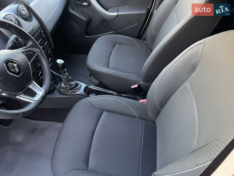 Внедорожник / Кроссовер Renault Duster 2017 в Запорожье фото 42 Внедорожник / Кроссовер Renault Duster 2017 в Запорожье