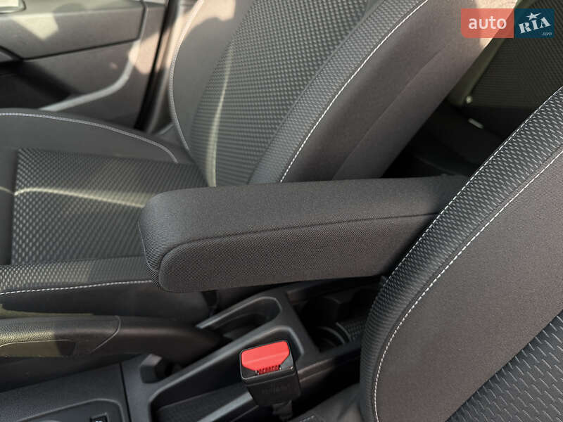 Позашляховик / Кросовер Renault Duster 2021 в Полтаві фото 83 Позашляховик / Кросовер Renault Duster 2021 в Полтаві