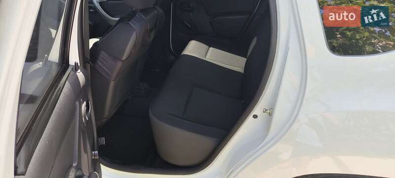 Позашляховик / Кросовер Renault Duster 2017 в Новоукраїнці