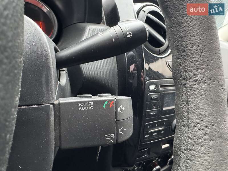 Внедорожник / Кроссовер Renault Duster 2015 в Киеве