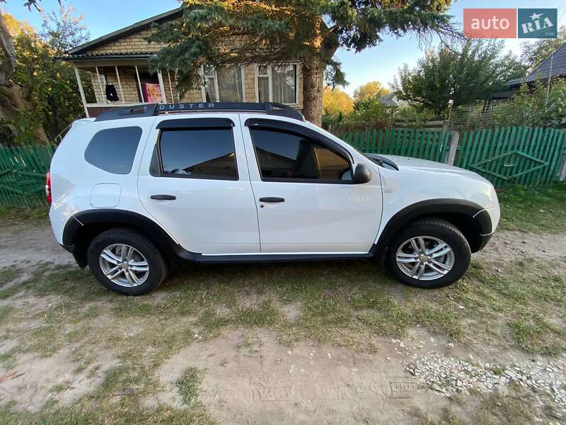 Внедорожник / Кроссовер Renault Duster 2017 в Киеве