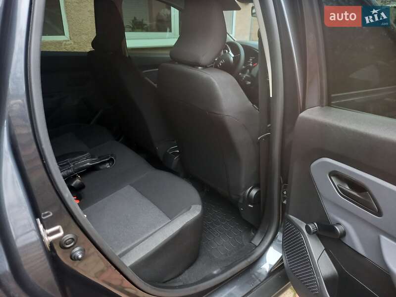 Внедорожник / Кроссовер Renault Duster 2021 в Славянске