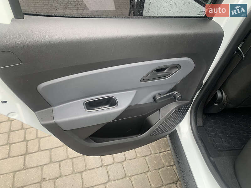 Позашляховик / Кросовер Renault Duster 2018 в Івано-Франківську