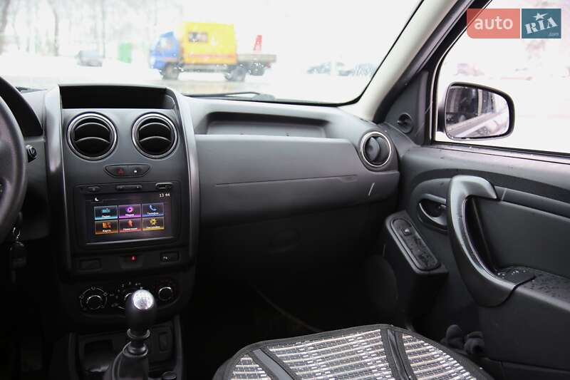 Внедорожник / Кроссовер Renault Duster 2016 в Харькове