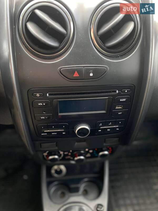 Позашляховик / Кросовер Renault Duster 2017 в Овручі