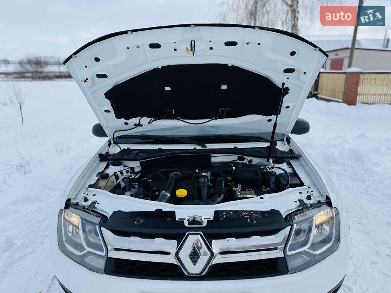 Внедорожник / Кроссовер Renault Duster 2016 в Лохвице