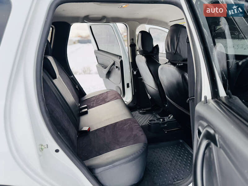 Внедорожник / Кроссовер Renault Duster 2016 в Лохвице