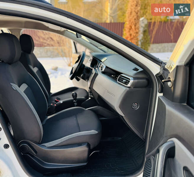 Внедорожник / Кроссовер Renault Duster 2021 в Ромнах