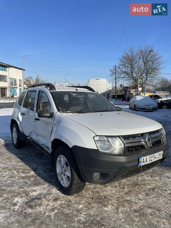 Внедорожник / Кроссовер Renault Duster 2015 в Киеве