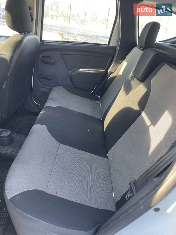 Внедорожник / Кроссовер Renault Duster 2015 в Киеве