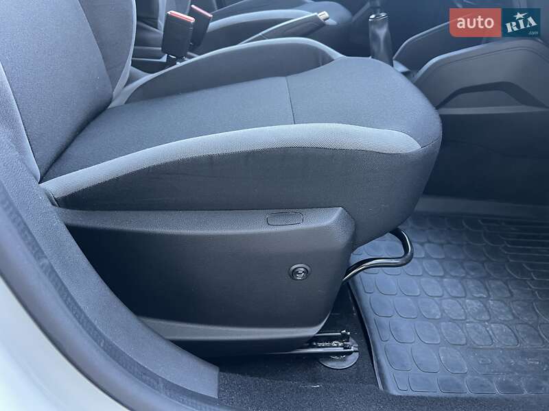 Внедорожник / Кроссовер Renault Duster 2020 в Киеве