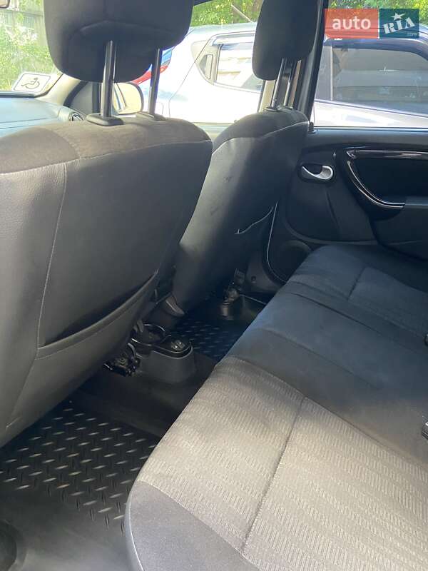 Внедорожник / Кроссовер Renault Duster 2012 в Одессе фото 9 Внедорожник / Кроссовер Renault Duster 2012 в Одессе