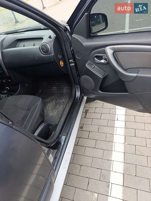 Внедорожник / Кроссовер Renault Duster 2016 в Первомайске