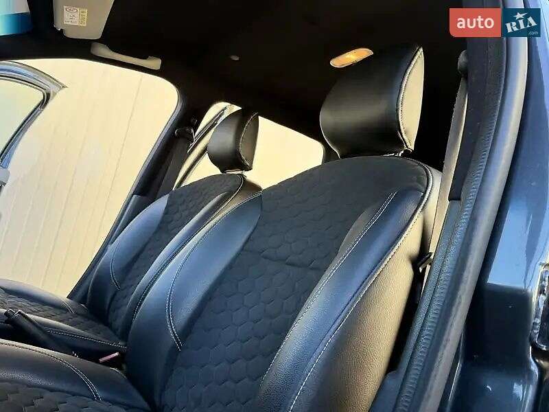 Позашляховик / Кросовер Renault Duster 2017 в Івано-Франківську