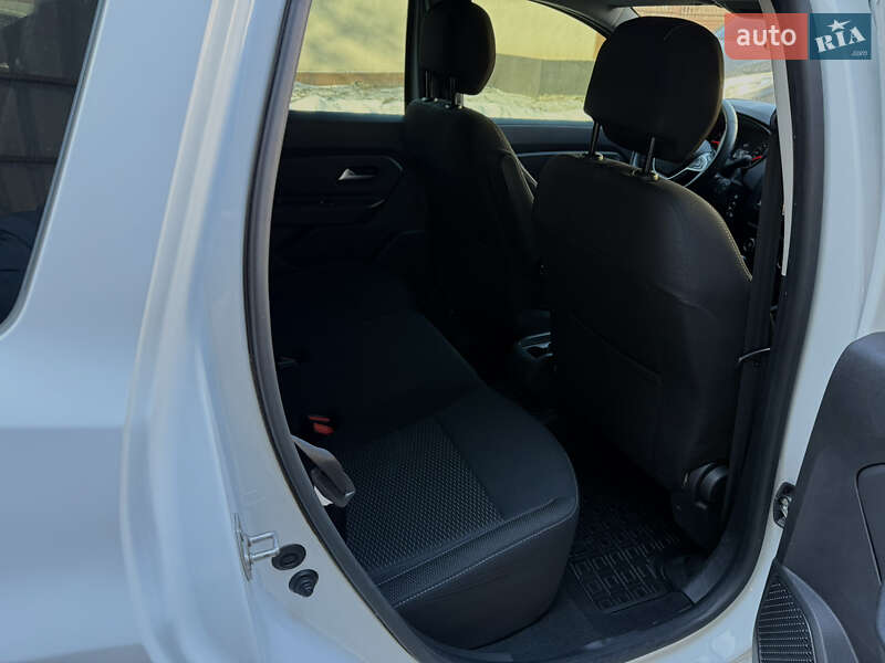 Позашляховик / Кросовер Renault Duster 2021 в Слобожанське