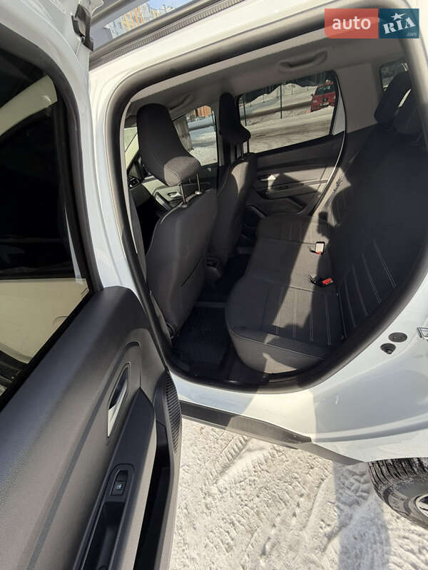 Позашляховик / Кросовер Renault Duster 2023 в Києві