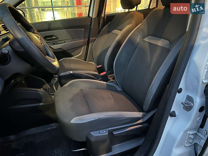 Позашляховик / Кросовер Renault Duster 2020 в Києві