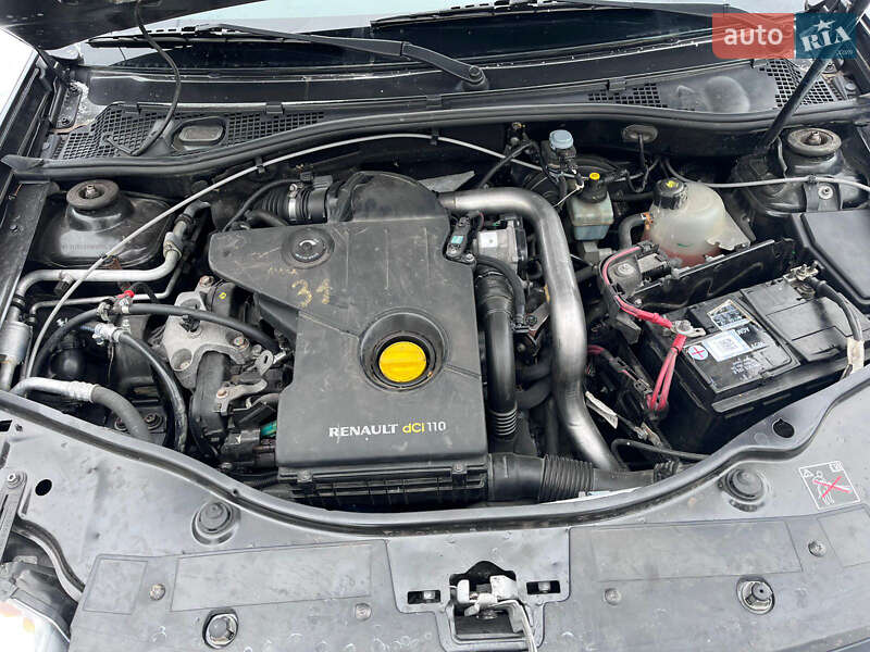 Внедорожник / Кроссовер Renault Duster 2010 в Остроге