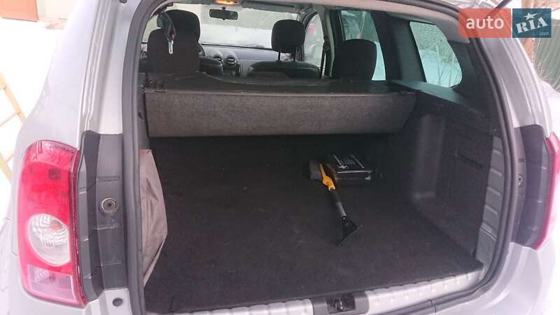 Позашляховик / Кросовер Renault Duster 2011 в Києві