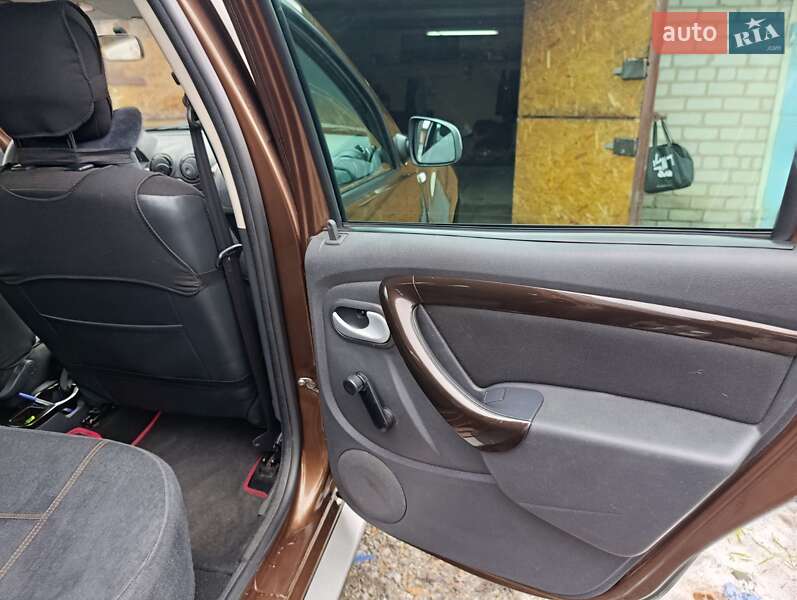 Внедорожник / Кроссовер Renault Duster 2012 в Павлограде фото 11 Внедорожник / Кроссовер Renault Duster 2012 в Павлограде