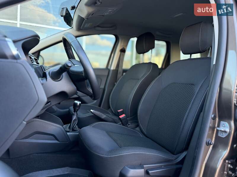 Внедорожник / Кроссовер Renault Duster 2020 в Киеве