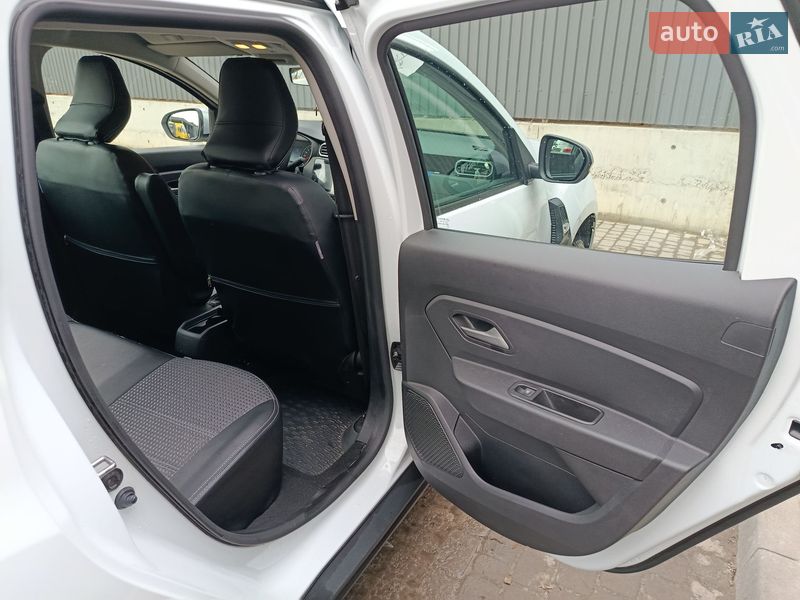 Позашляховик / Кросовер Renault Duster 2023 в Львові