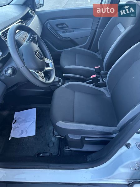 Внедорожник / Кроссовер Renault Duster 2021 в Киеве