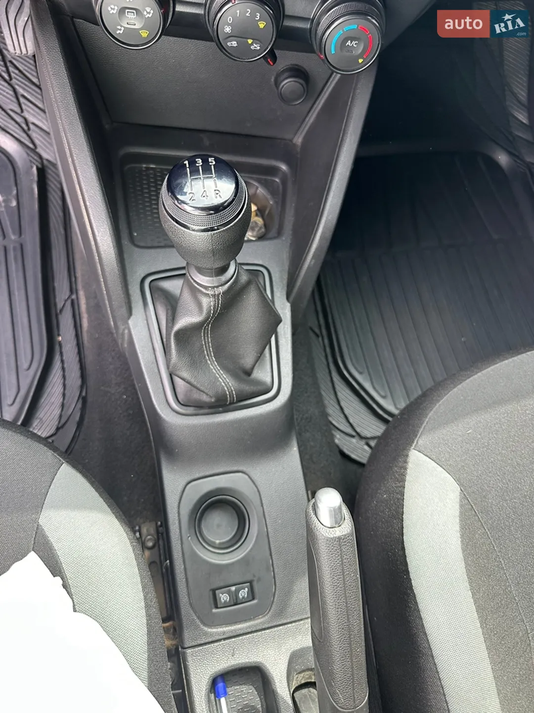 2019 Renault Duster - мініатюра 24