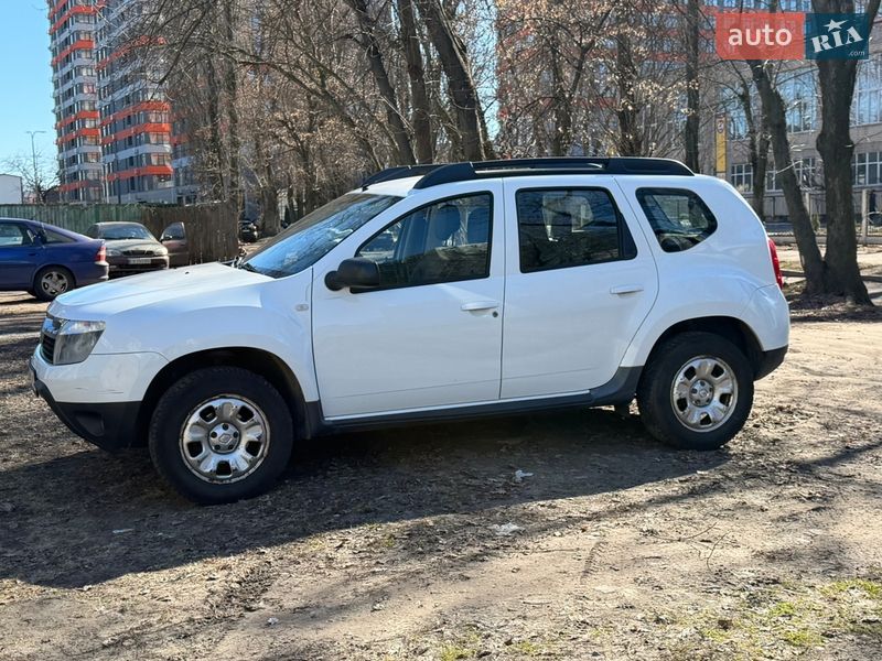 2011 Renault Duster, VIN VF1HSRC8N45025779:plate — фото 1 (autoria)