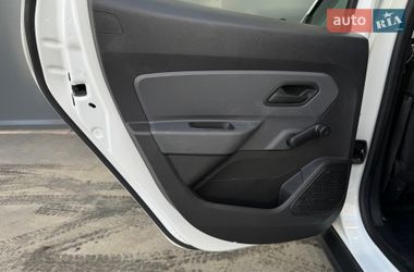 Внедорожник / Кроссовер Renault Duster 2020 в Киеве