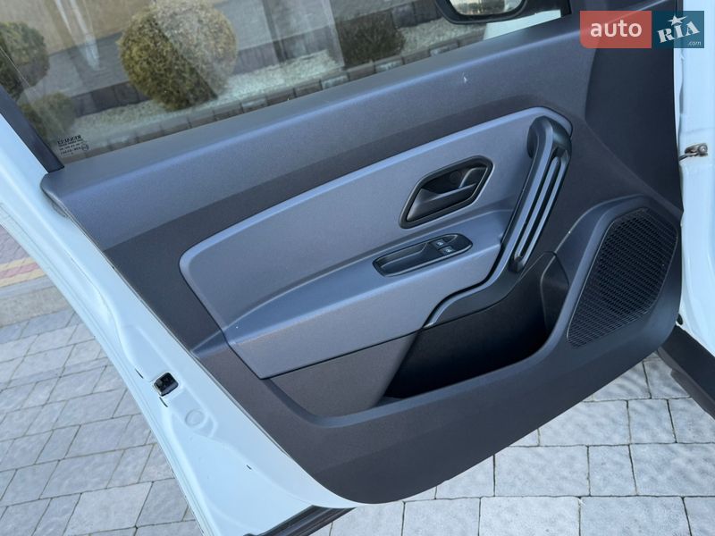 Внедорожник / Кроссовер Renault Duster 2020 в Дрогобыче фото 39 Внедорожник / Кроссовер Renault Duster 2020 в Дрогобыче