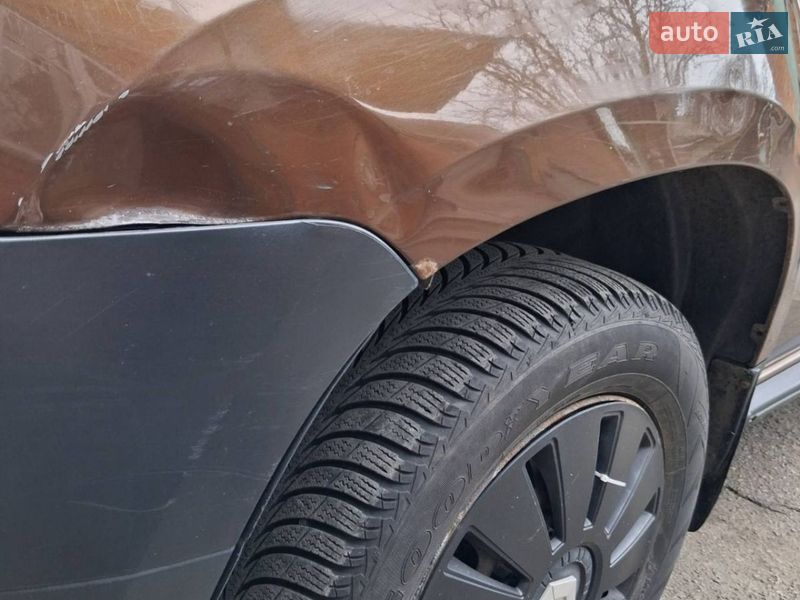 Внедорожник / Кроссовер Renault Duster 2010 в Полтаве