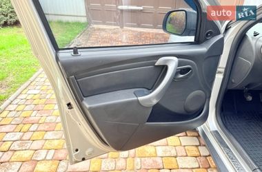 Позашляховик / Кросовер Renault Duster 2010 в Харкові