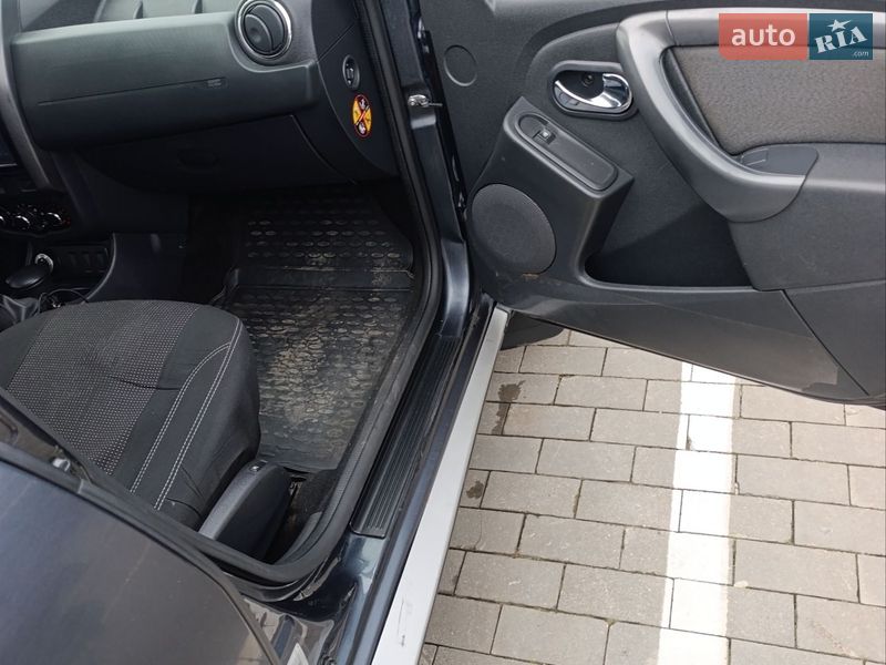 Позашляховик / Кросовер Renault Duster 2016 в Первомайську